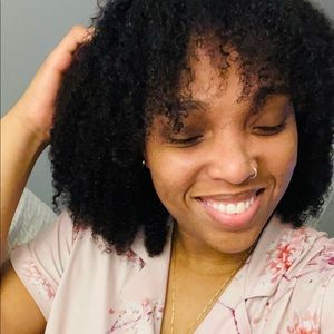 Meet your Posher, Whitney